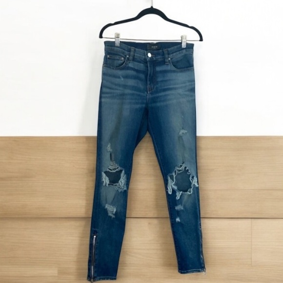 Amiri- Distressed Jeans With Zipper Cuff Detail - Picture 1 of 16